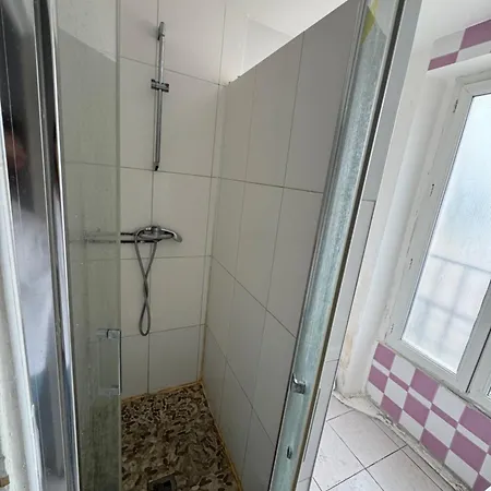 Wilson Hostel Saint-Denis (Seine-Saint-Denis)