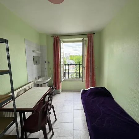 Wilson Hostel *